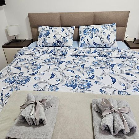 Apartman Vukota 피로트 외부 사진