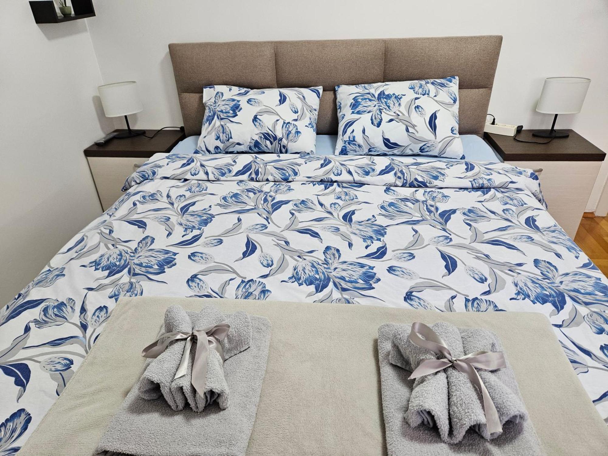 Apartman Vukota 피로트 외부 사진